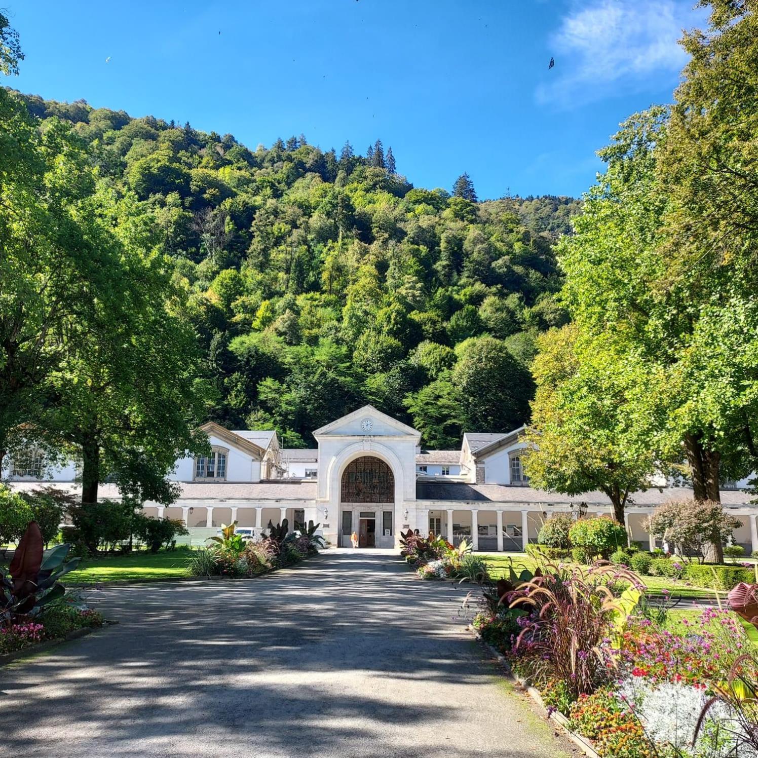 Aparthotel Royal Luchon à Bagnères-de-Luchon Extérieur photo