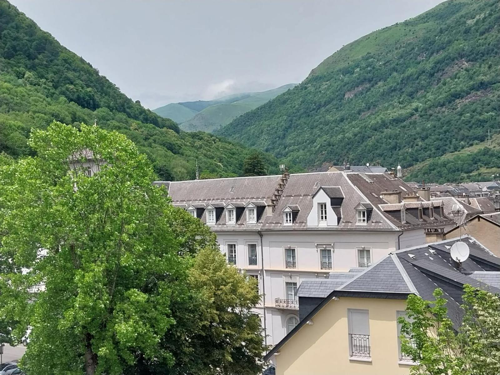 Aparthotel Royal Luchon à Bagnères-de-Luchon Extérieur photo